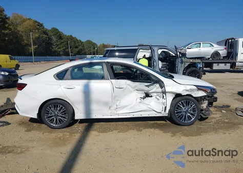 2023 Kia Forte Gt-Line from USA, damaged, VIN 3KPF54AD2PE640961